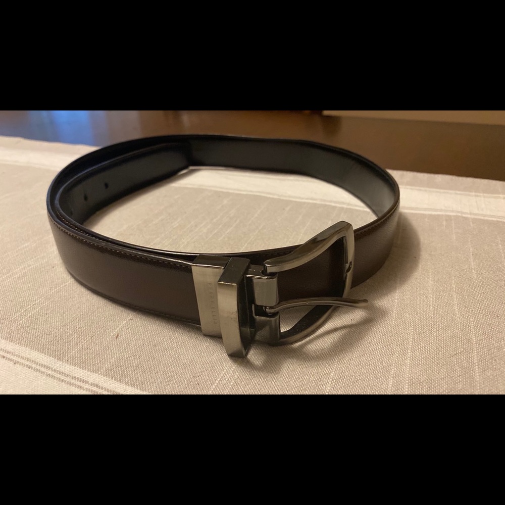 Perry ellis reversible leather belt size 32